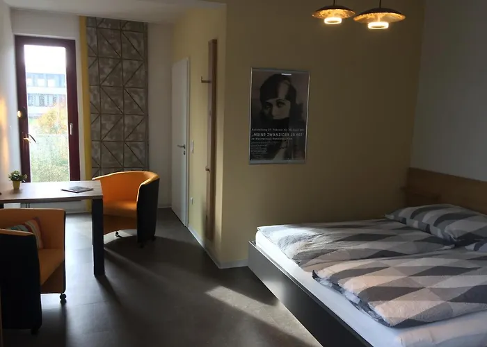 Am Bauhaus * Dessau-Rosslau